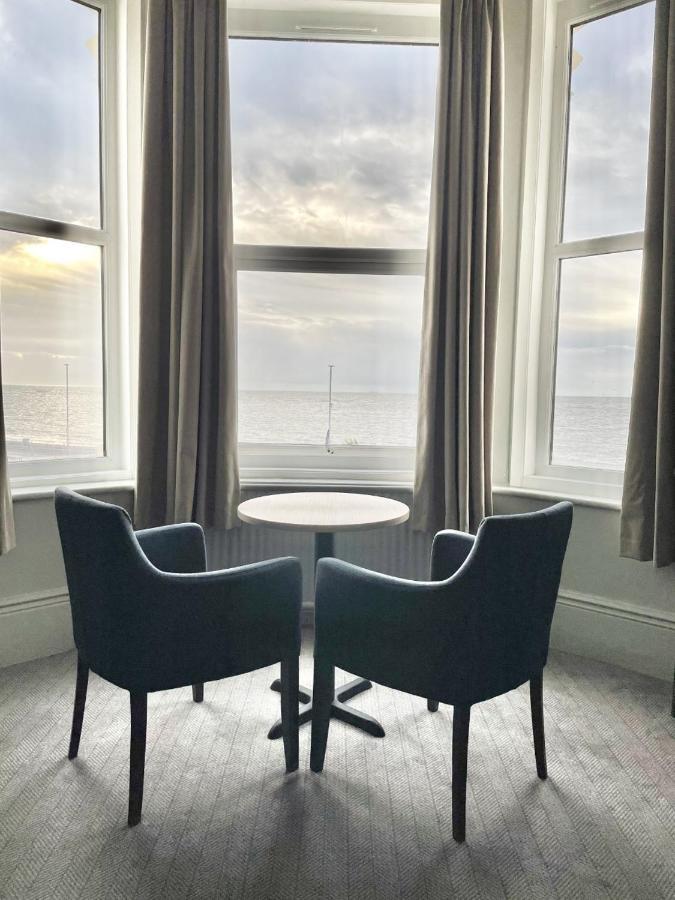 Exmouth Beach Hotel Esterno foto